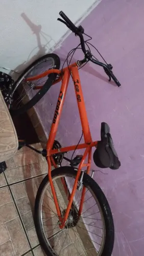 Vende se bicicleta 