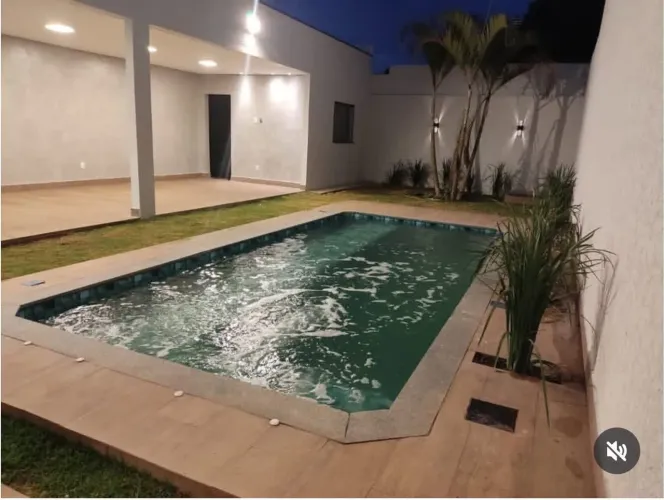 Alugo linda casa com 3 quartos sendo 1suite em condomínio na Ponte Alta Norte