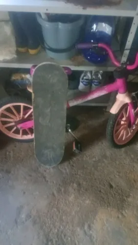 Bicicleta, skate e controle para vender