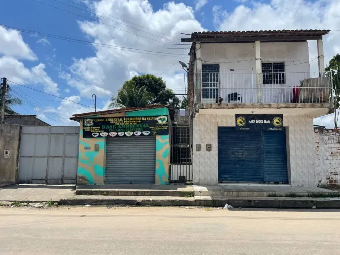 Casa em Chácara + Casa Dulpex e Ponto Comercial