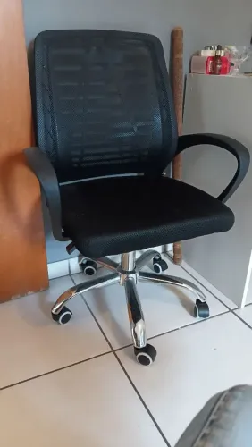 Cadeira para escritório NOVAS