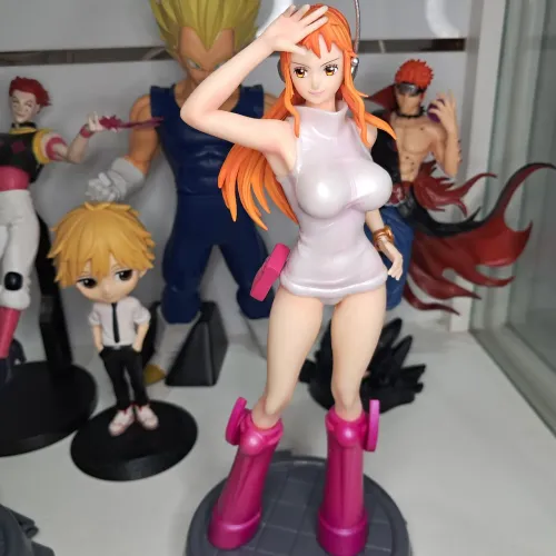 One Piece Nami Egghead Figure Apróx 30 CM para Coleção