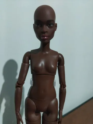 Barbie Basics You Create kit 3 - corpo petite com rosto Rose