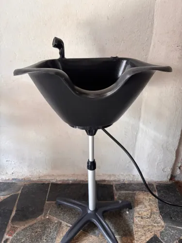 Vendo lavatório portátil 