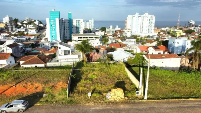 Imóvel para venda possui 374 metros quadrados em Centro - Barra Velha - SC