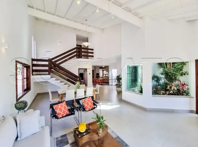 Res Villaggio Capriccio, casa alto padrão disponível para venda com 250m², 3 suítes e 2 va