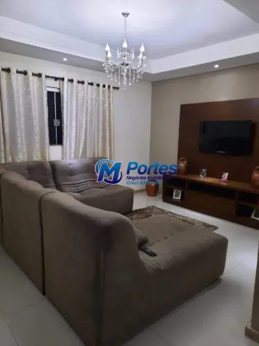 Casa à venda localizada em José Bonifácio 4 quartos, sendo 3 suítes e 1 master