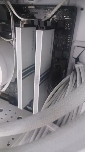 Memória RAM 8G DDR4 Asgard