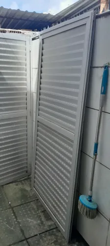 Portao em alumineo