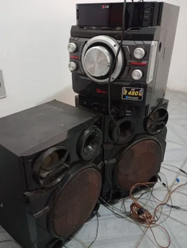 Caixas de Som LG 