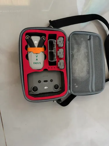 Vende se drone DJI mini 2 se