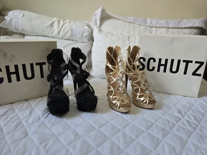  2 SANDALIAS SCHUTZ N37