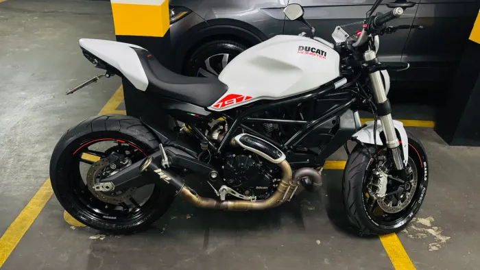 Ducati Monster 797 2020 Branca - Escape MIVV, Impecável 9mil km