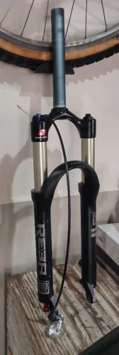 Rock Shox Reba Team (aro 26)
