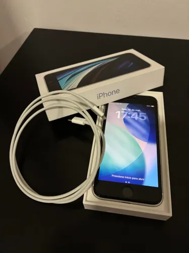 iPhone SE 2 (2ª geração) + Cabo Original + Capa