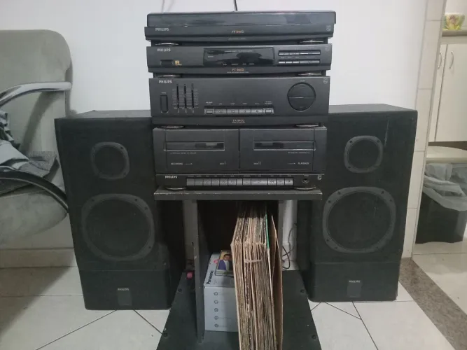 Aparelho de som com deifeito