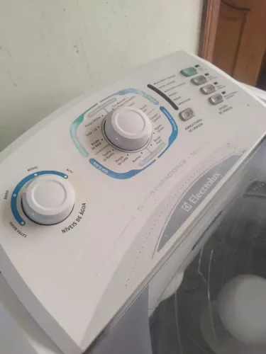 Máquina de lavar 10kg eletrolux 