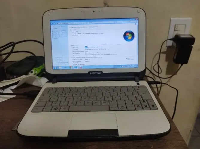 Netbook positivo venda troca brick leia o anúncio