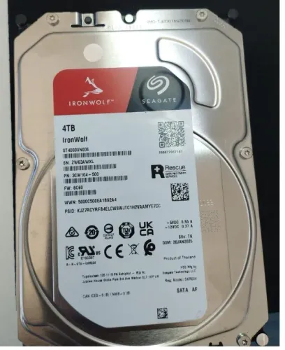 Hd Seagate 4TB Iron Wolf Nas 3.5" Sata 3 5400rpm - St4000vn006