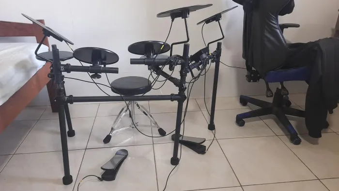 Bateria Eletrônica Vedo + Fone Kz