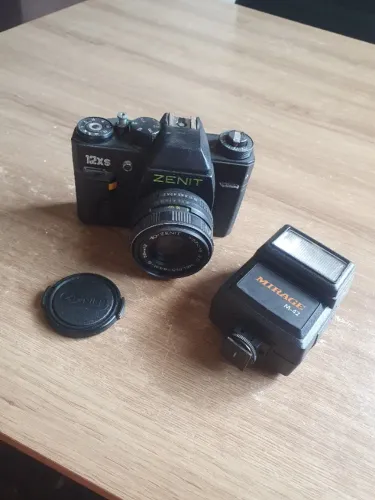 Câmera Zenit 12XS