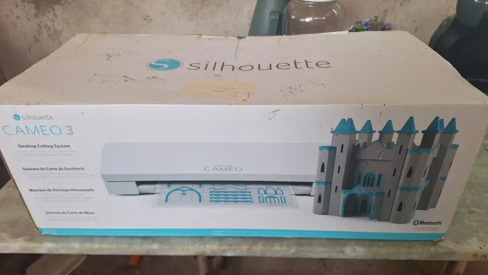Silhouette cameo 3