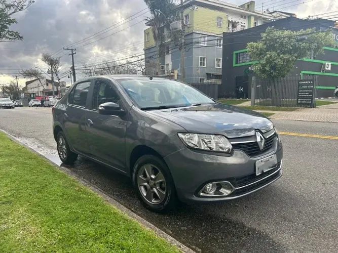 Renault Logan Dynamique Hi-flex 1.6 8V 4P 2015