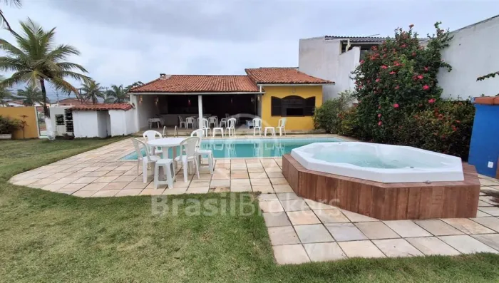 Casa à venda com 1000,00m² e 6 quartos em Ponta Negra (Ponta Negra), Maricá - RJ