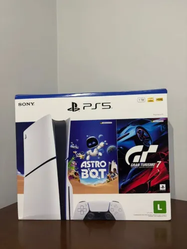 PS5 Slim Mídia Física 1TB Novo C/2 Jogos Aceito Trocas/Parcelo