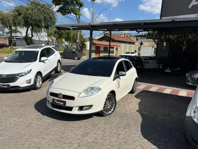 Fiat Bravo Sporting 1.8 Flex 16V 5P 2014
