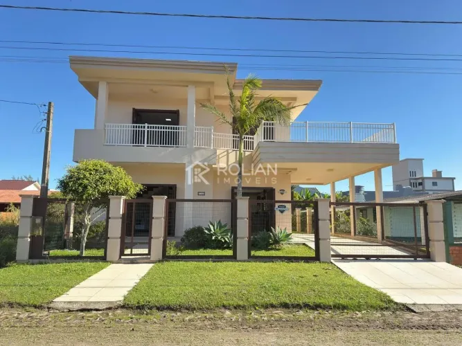 Sobrado Arroio do Sal Sul em Arroio do Sal/RS Cód 903
