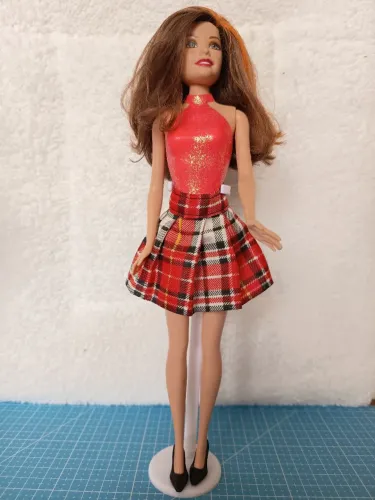 ? Barbie Teresa original Mattel ? R$ 120