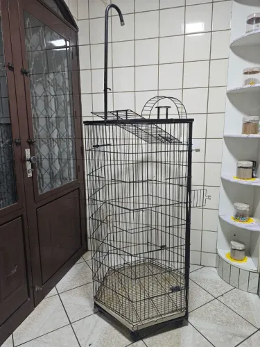 Gaiola para papagaio valor R$650,00