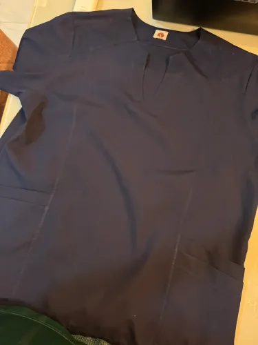 Scrub (pijama para pessoas da área da saúde) Sarita
