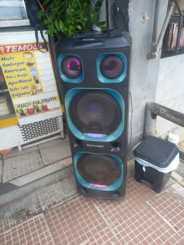 Som multileise 2000 potência todo bom bem alta pancadão obs só pega direto na tomada não r
