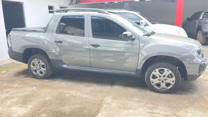 Renault Duster Oroch Intense 1.6 Flex 16V Mec. 2024
