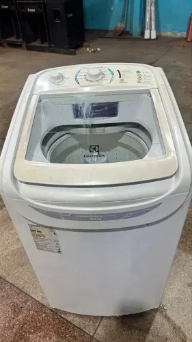Lavadora de roupas Eletrolux 8 kg