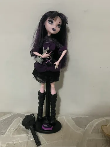 Boneca elissabat monster high