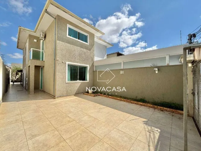 Casa com 3 dormitórios à venda, 120 m² por R$ 910.000,00 - Santa Amélia - Belo Horizonte/M
