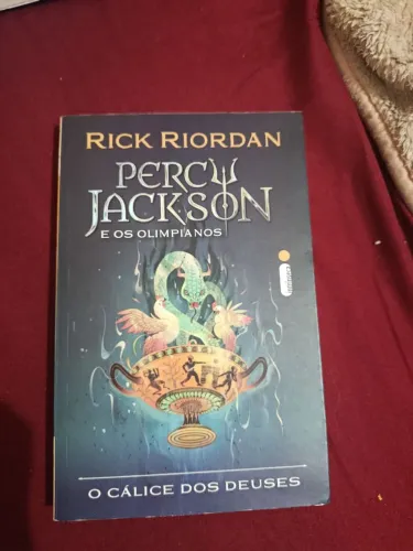 Livro Parcy jackson e os olimpianos o cálice dos deuses
