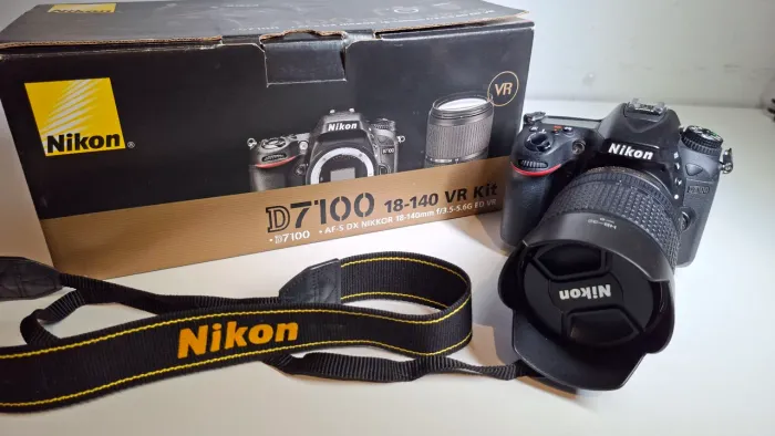 Nikon D7100