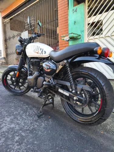 Royal Hunter 350 Dapper 2024