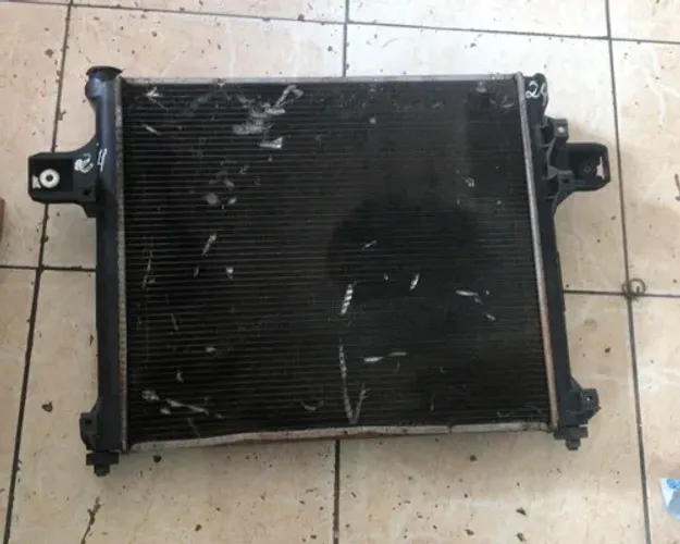 Radiador Jeep Cherokee V6 2005 - 2008