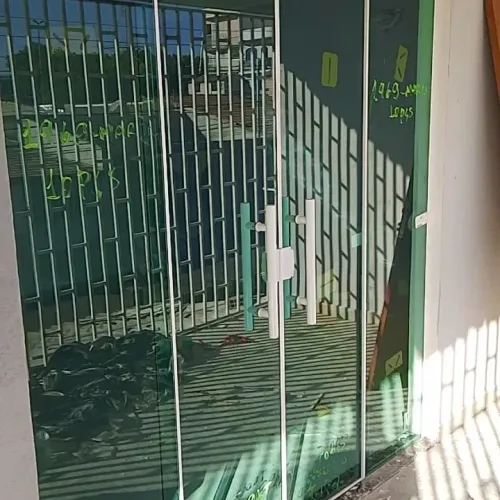 Portas de vidro blindex em promoção