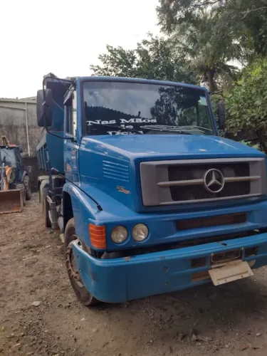 Caçamba truck 1620l Caminhão procedência.
