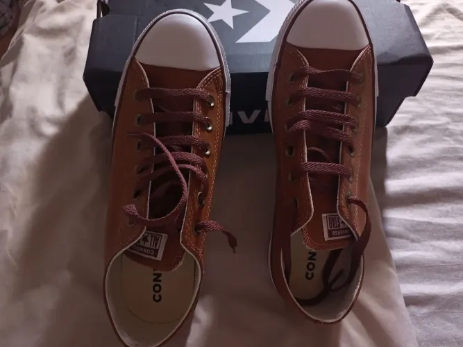 Tênis Converse 38
