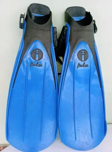 Nadadeira US Divers profissional adulto