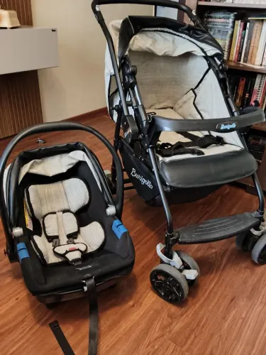 Carrinho de Bebê + Bebê conforto Burigotto Rio K