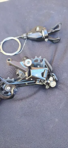 Câmbio e passador Shimano Deore