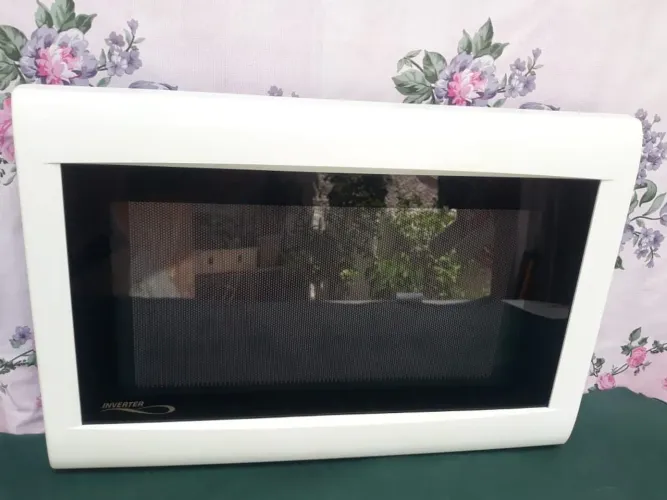 Porta do Microondas Panasonic - modelo NN - 55 BH  Ótimo estado de conservação 